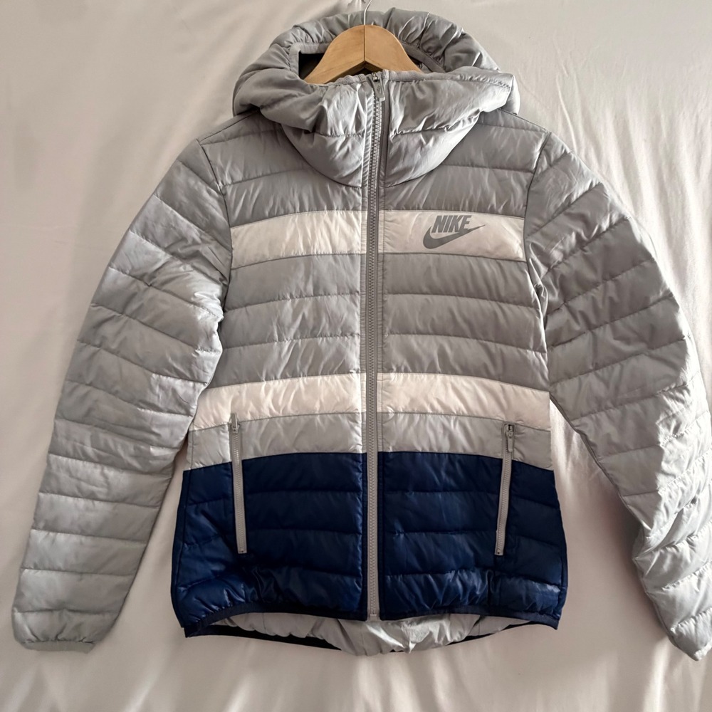 Nike Puffer Jacket Small Grey Colorblock Hooded Quilted Full Zip Coat